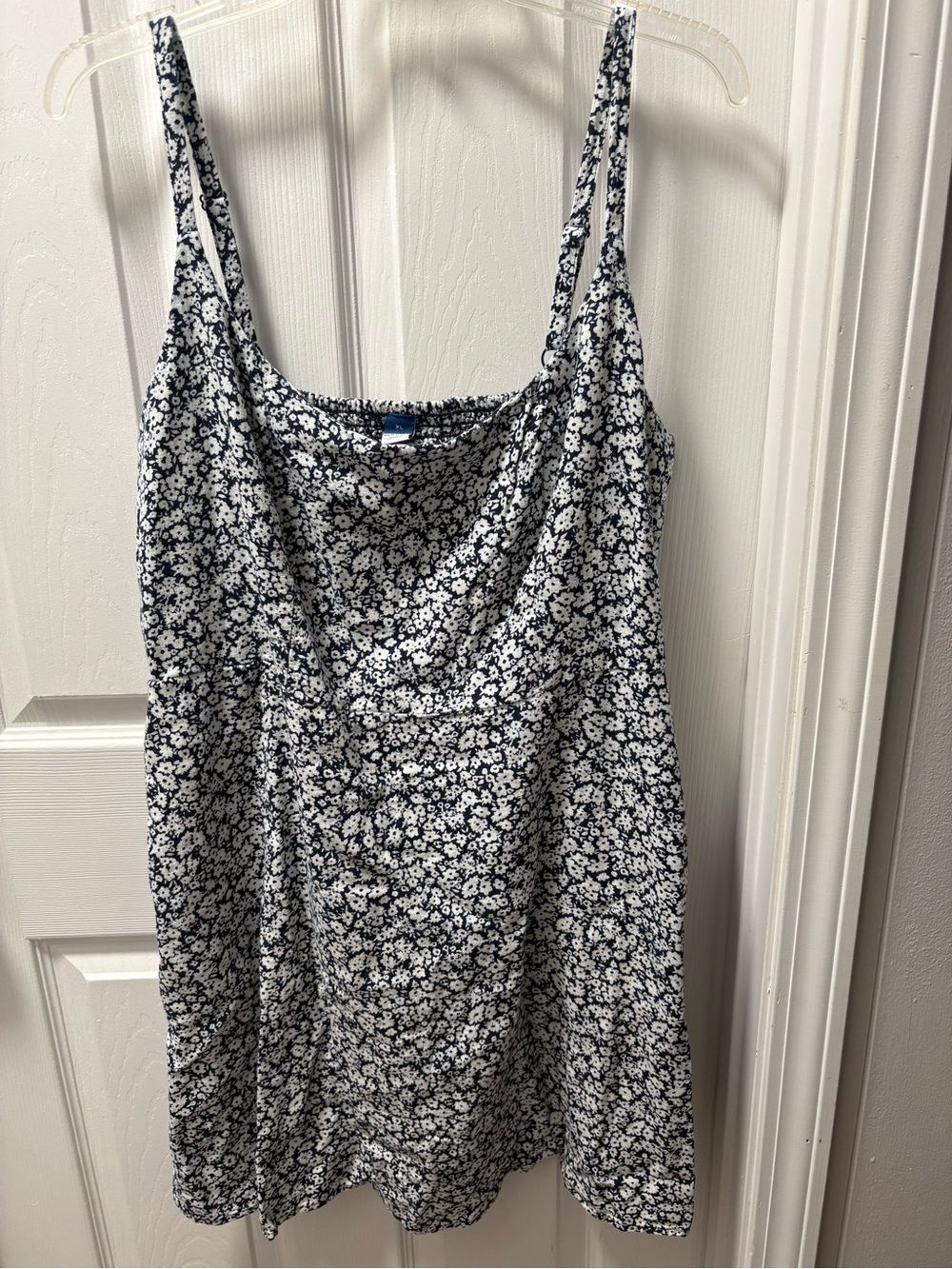 Old Navy Navy and White Floral Smocked Dress